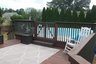 200 Douglas Dr, Meriden, CT 06451 - Photo 4