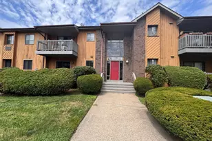 5 Riverview Dr, Bridgeport, CT 06606 - Photo 2