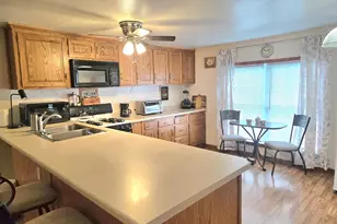 19 Arapaho Dr, East Hartford, CT 06118 - Photo 6