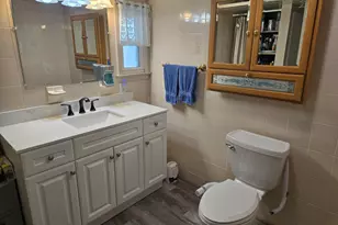 19 Arapaho Dr, East Hartford, CT 06118 - Photo 8