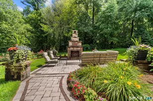 60 Blueberry Ln, Avon, CT 06001 - Photo 8