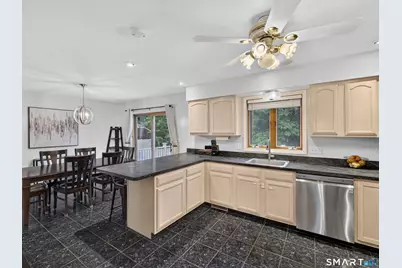 307 Spring Road, North Haven, CT 06473 - Photo 6