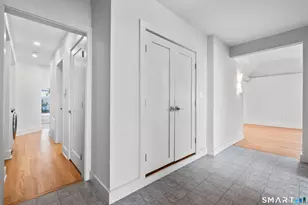 25 Crescent Bluff Ave, Branford, CT 06405 - Photo 24