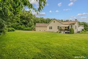 9 Trading Cove Cir, Norwich, CT 06360 - Photo 38