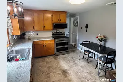 1 Kirtland Avenue, Chester, CT 06412 - Photo 8