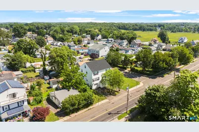 143 Bradford Avenue, East Haven, CT 06512 - Photo 4