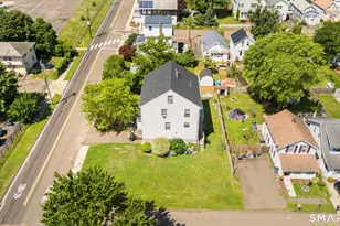 143 Bradford Ave, East Haven, CT 06512 - Photo 12