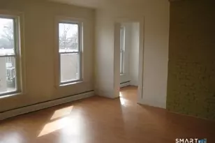 121 Wooster St, New Haven, CT 06511 - Photo 2