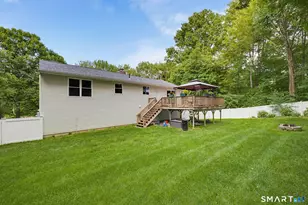 15 Fieldwood Dr, Watertown, CT 06795 - Photo 10