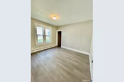 42 Cabot Street, Hartford, CT 06112 - Photo 14