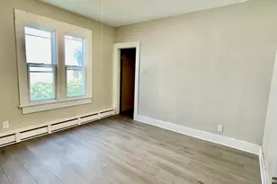 42 Cabot St, Hartford, CT 06112 - Photo 14