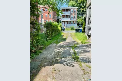 42 Cabot Street, Hartford, CT 06112 - Photo 20