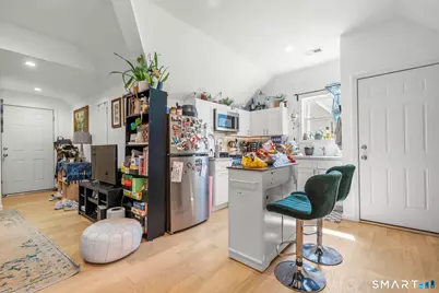 84 Lawrence Street, New Haven, CT 06511 - Photo 4