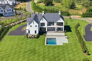 10 Beltas Farm Ln, Westport, CT 06880 - Photo 4