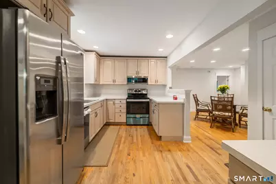 17 Bradley Lane, Newtown, CT 06482 - Photo 20