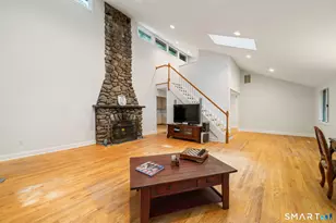 17 Bradley Ln, Newtown, CT 06482 - Photo 8