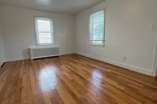 548 Queen St, Bridgeport, CT 06606 - Photo 6