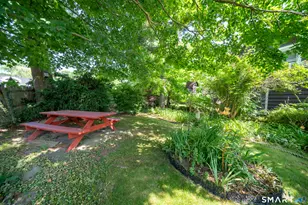 198-200 Shore Dr, Branford, CT 06405 - Photo 16