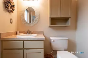 65 Oak Ridge Dr, Windsor Locks, CT 06096 - Photo 24
