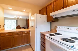 65 Oak Ridge Dr, Windsor Locks, CT 06096 - Photo 14