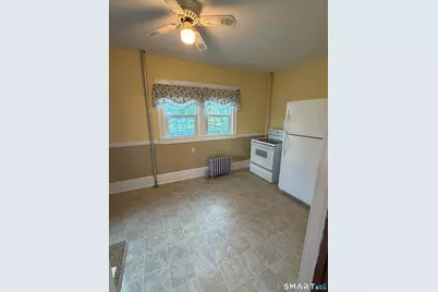 9 Floral Avenue #A, Thompson, CT 06255 - Photo 8