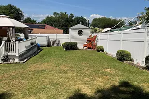61 Rockview Rd, East Haven, CT 06512 - Photo 6