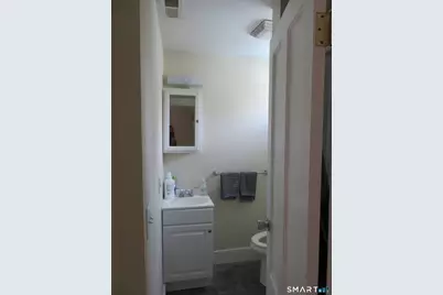 110 Lawrence Street #3rd Flr, New Haven, CT 06511 - Photo 6