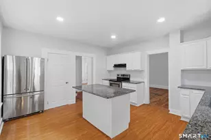 72-74 Lawrence St, Hartford, CT 06106 - Photo 10