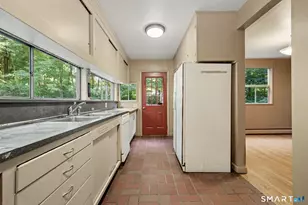 65 Whipple Rd, Wilton, CT 06897 - Photo 10