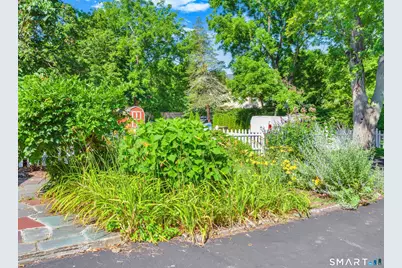 52 East Main Street, Branford, CT 06405 - Photo 20