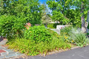 52 E Main St, Branford, CT 06405 - Photo 20