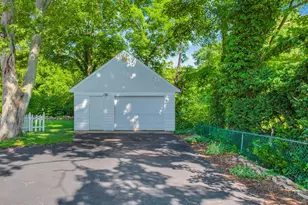 52 E Main St, Branford, CT 06405 - Photo 4