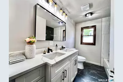 92 Quentin Street, Waterbury, CT 06706 - Photo 8
