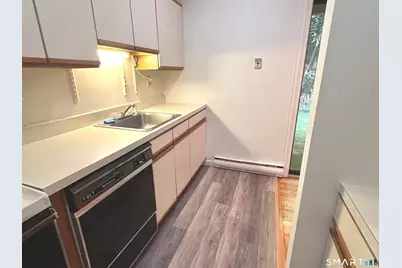 1634 Farmington Avenue #2, Farmington, CT 06085 - Photo 22