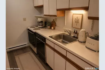 1634 Farmington Avenue #2, Farmington, CT 06085 - Photo 8