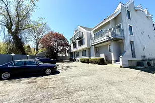 105 Tremont Ave, Bridgeport, CT 06606 - Photo 14