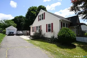 26 Laurel Ave, Naugatuck, CT 06770 - Photo 2
