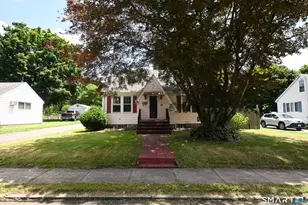26 Laurel Ave, Naugatuck, CT 06770 - Photo 1