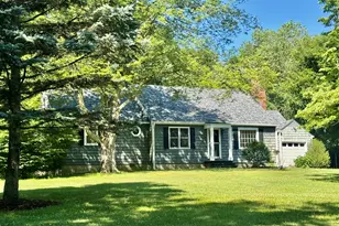 46 Notch Hill Rd, North Branford, CT 06471 - Photo 2