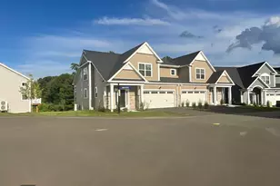 73 Shea Cir, Cheshire, CT 06410 - Photo 10
