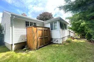 27 Fairway Dr, New Britain, CT 06053 - Photo 38