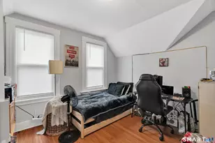 100 Brownell St, New Haven, CT 06511 - Photo 8