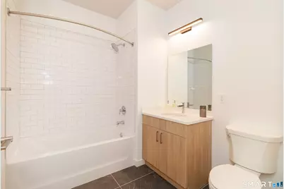 19 Elm Street #516, New Haven, CT 06513 - Photo 4