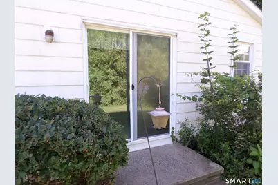 28 Ambassador Drive #D, Manchester, CT 06042 - Photo 2