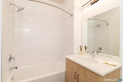 19 Elm Street #415, New Haven, CT 06510 - Photo 12
