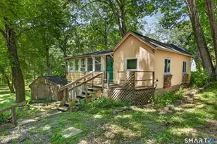 69 River Rd, Clinton, CT 06413 - Photo 1