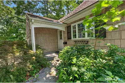 50 Woodridge Circle, West Hartford, CT 06107 - Photo 2