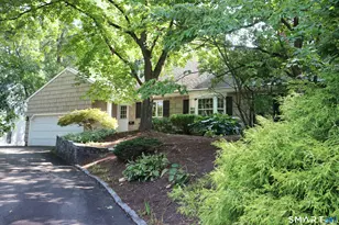 50 Woodridge Cir, West Hartford, CT 06107 - Photo 1