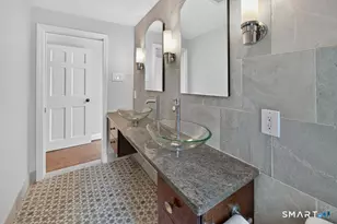 50 Woodridge Cir, West Hartford, CT 06107 - Photo 24