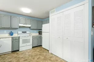 15 Hollister Way N, Glastonbury, CT 06033 - Photo 6